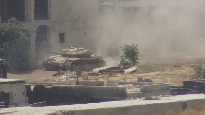 Vệ binh Syria đè bẹp phiến quân, chiếm một số địa bàn ở Damascus ảnh 2