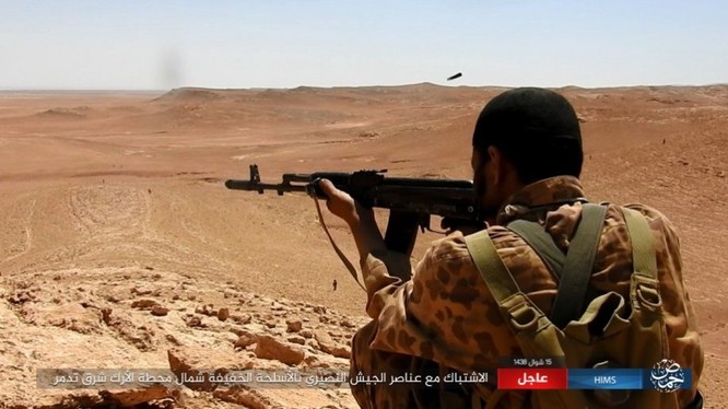 Quân đội Syria bất ngờ hứng thất bại trước IS tại Homs ảnh 10