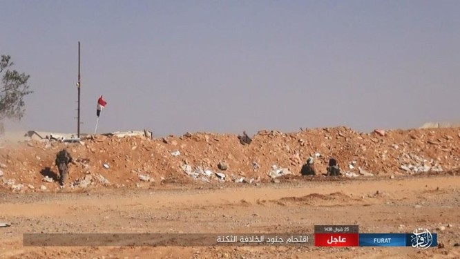 Quân đội Syria lại hứng thất bại đáng xấu hổ trước IS ảnh 8
