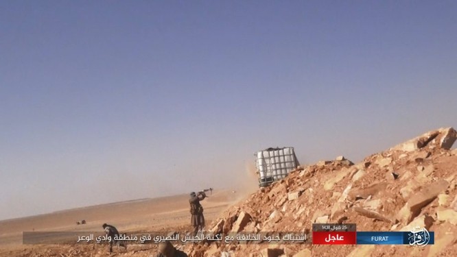 Quân đội Syria lại hứng thất bại đáng xấu hổ trước IS ảnh 14