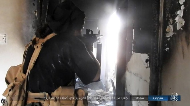 Chiến sự Syria: IS điên cuồng chống cự tại sào huyệt Raqqa ảnh 3