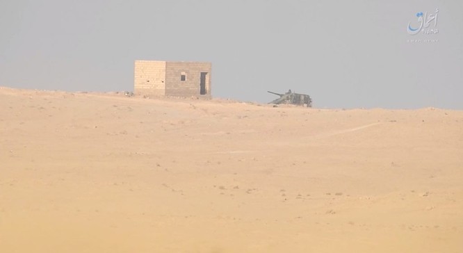 “Hổ Syria” áp sát Deir Ezzor 15 km, IS dàn trận phản công ảnh 5