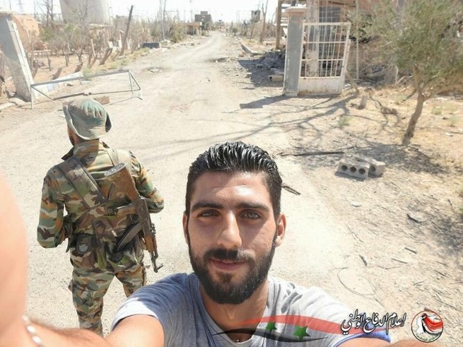 Quân đội Syria, người Kurd đua tấn công IS chiếm lãnh địa tại Deir Ezzor ảnh 5