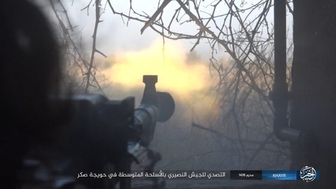 Quân Syria và IS tử chiến đẫm máu trên đảo lửa tại Deir Ezzor (video) ảnh 6