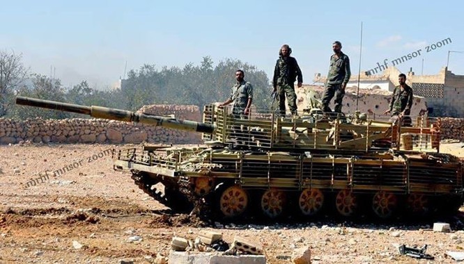 Chảo lửa Homs sôi sục, IS quyết kéo quân đội Syria khỏi Deir Ezzor ảnh 2