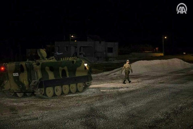 Thổ Nhĩ Kỳ điều binh vào lãnh thổ Syria, liên thủ với phiến quân khủng bố (video) ảnh 4