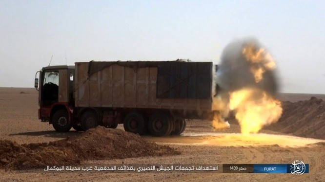 Liên quân Syria tung đòn tiêu diệt IS tại tử địa Albukamal (video) ảnh 6