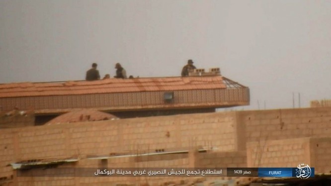 Liên quân Syria tung đòn tiêu diệt IS tại tử địa Albukamal (video) ảnh 12