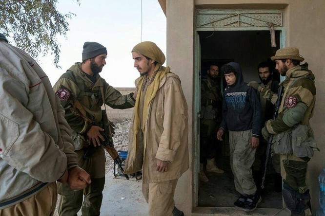 Chiến sự Syria: Đặc nhiệm “Săn IS” bắt sống 250 phiến quân IS ảnh 9