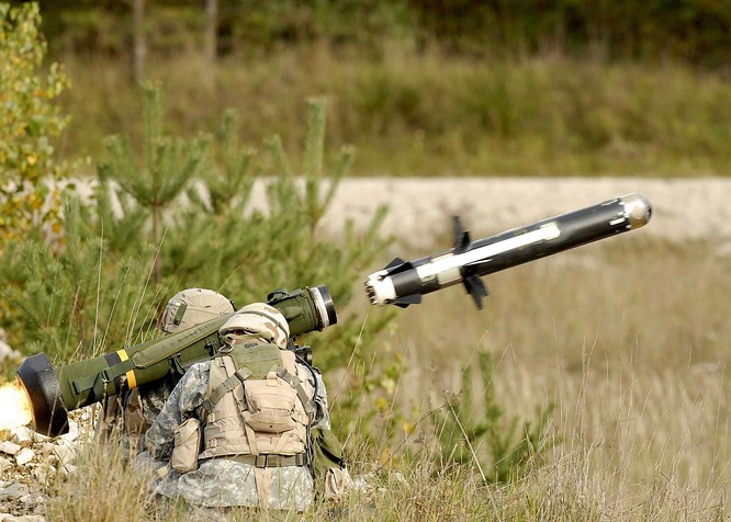  Kích Ukraine "tất tay" với Nga, Mỹ thúc đẩy cấp tên lửa Javenlin ảnh 1
