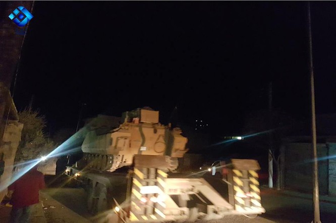 Người Kurd Syria bị pháo kích, Thổ Nhĩ Kỳ tăng quân sẵn sàng tấn công ảnh 4