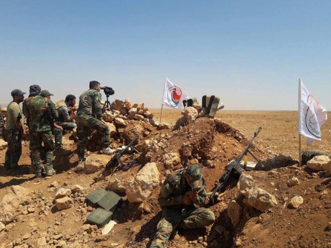 Tập kích thất bại, hàng chục tay súng IS nộp mạng tại Al-Sukhnah ảnh 1