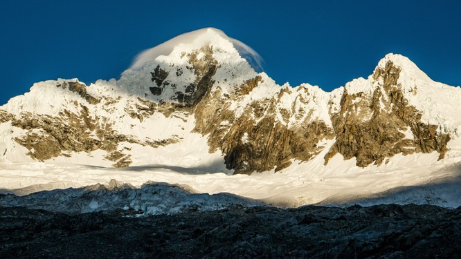 Từ Matterhorn đến Kilimanjiro, những ngọn núi đẹp sửng sốt bậc nhất thế giới ảnh 11