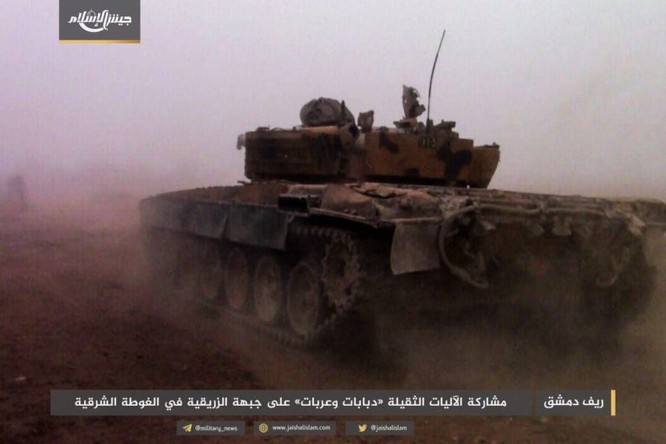 Quân đội Syria phản kích chọc thủng vòng vây tại ven Damascus ảnh 2