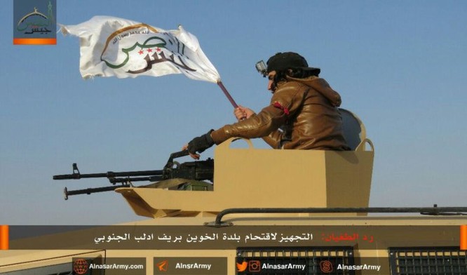 “Hổ Syria” đè bẹp địch đoạt hàng chục cứ địa, khủng bố công khai sử dụng vũ khí hóa học ảnh 5