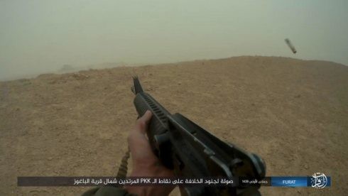 IS đánh người Kurd điên đảo ở Deir Ezzor, hàng trăm tay súng hai bên thiệt mạng ảnh 12