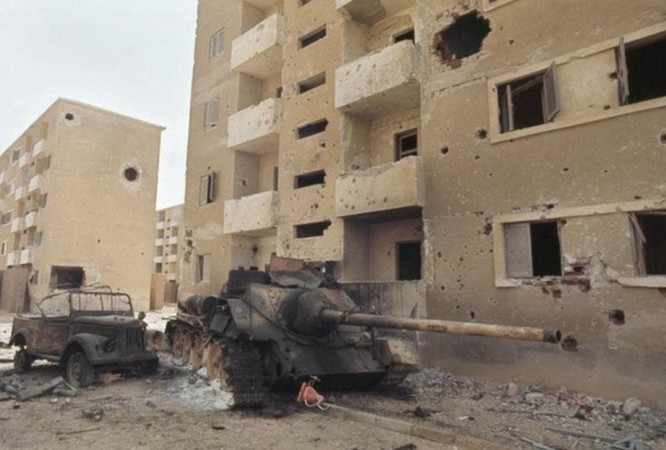 Xe tăng thần thánh Mỹ bị “bắn gục như sung” trên chiến địa Yemen, Iraq ảnh 1