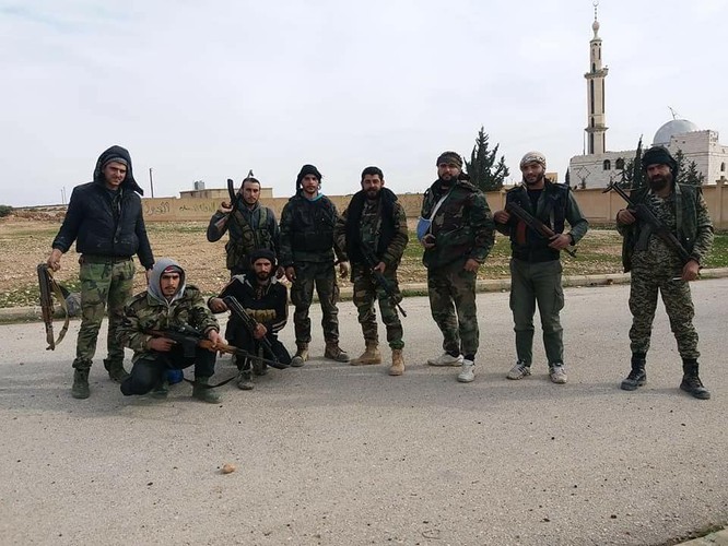 Quân Syria tạm ngừng tấn công Idlib, dồn binh đánh diệt IS ở Hama ảnh 1
