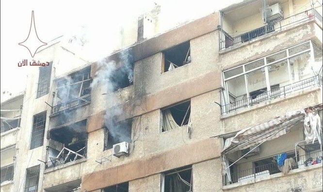 Phiến quân nã tên lửa đạn đạo khủng bố Damascus, Syria ảnh 1