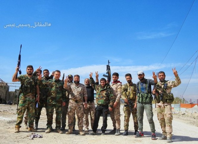 “Hổ Syria” chủ công xung trận chiếm thị trấn trọng yếu, sắp chia cắt Đông Ghouta ảnh 3