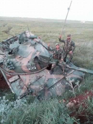 Nga giáng đòn trừng phạt quân thánh chiến Syria tại Hama ảnh 3