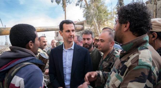 Quân đội Syria ép phe nổi dậy đang nguy khốn đầu hàng, tổng thống Assad thăm Đông Ghouta ảnh 6