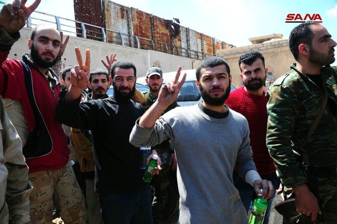 Chiến sự Syria: Quân Assad đè bẹp thánh chiến, giải phóng hoàn toàn 4 quận sào huyệt ở Đông Ghouta ảnh 4