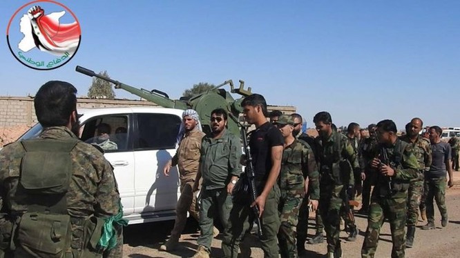 Hạ xong sào huyệt Đông Ghouta, quân đội Syria bắt đầu chiến dịch truy diệt IS trên sa mạc Deir Ezzor ảnh 3