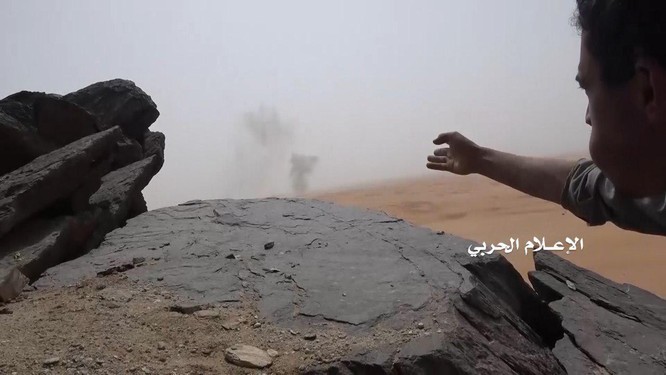 Phiến quân Houthi lại phóng tên lửa đạn đạo tấn công Ả rập Xê út ảnh 3