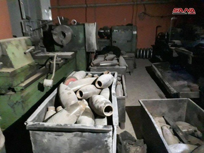 Quân đội Syria phát hiện kho đạn cối khổng lồ của phe thánh chiến tại tử địa Đông Ghouta ảnh 1