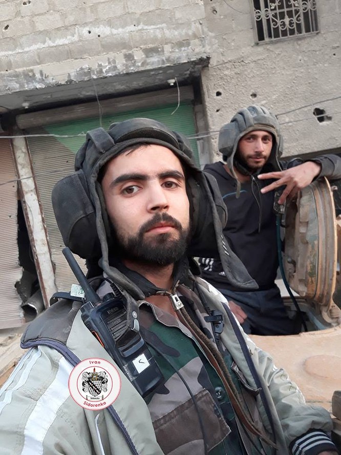 Nga yểm trợ, quân Assad đánh rát IS tại tử địa nam Damasscus ảnh 14