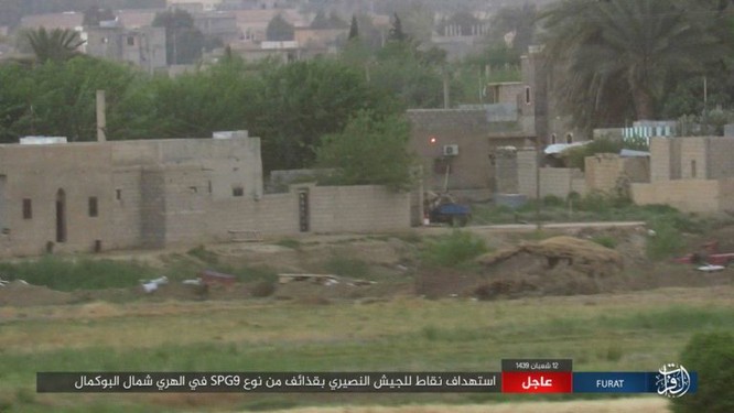 IS bất ngờ tấn công quân đội Syria trên sa mạc Deir Ezzor ảnh 8