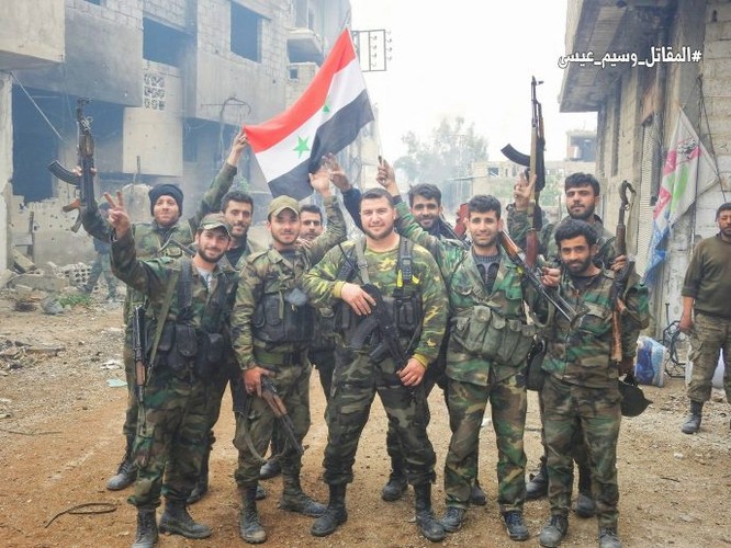 Quân đội đánh bật IS, chiếm 3 khu phố lớn ở nam Damascus ảnh 5