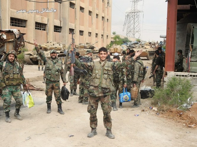 Quân đội Syria giáng đòn chí mạng IS, di tản phe thánh chiến đầu hàng khỏi tỉnh Damascus ảnh 13