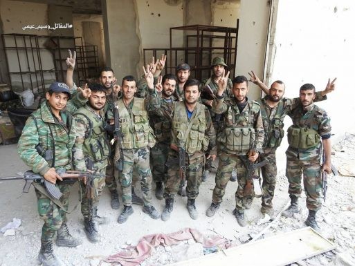 Nga dội lửa, quân đội Syria hợp vây chia cắt IS trong nồi hầm nam Damascus ảnh 2