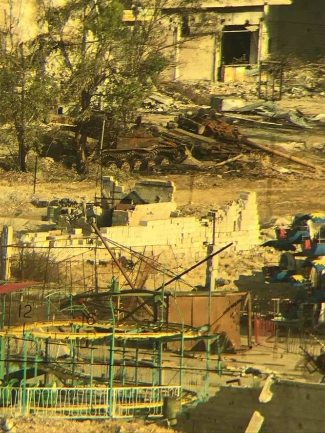 Quân đội Syria đè bẹp IS, sắp kết liễu trong chảo lửa Yarmouk ảnh 4