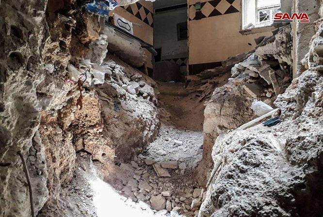 Kinh hoàng hệ thống hầm hào của IS trong tử địa Yarmouk, Syria ảnh 3