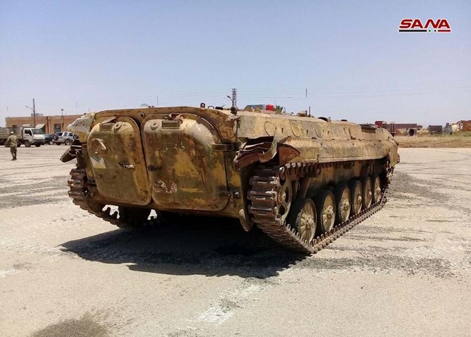 “Hổ Syria” tốc chiến chiếm giữ lượng lớn vũ khí khổng lồ của quân thánh chiến ở Daraa ảnh 3