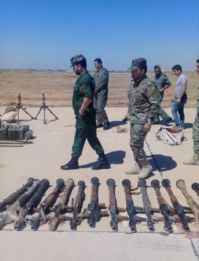 Tướng “Hổ Syria” thanh sát vũ khí chiếm giữ của quân thánh chiến ảnh 2