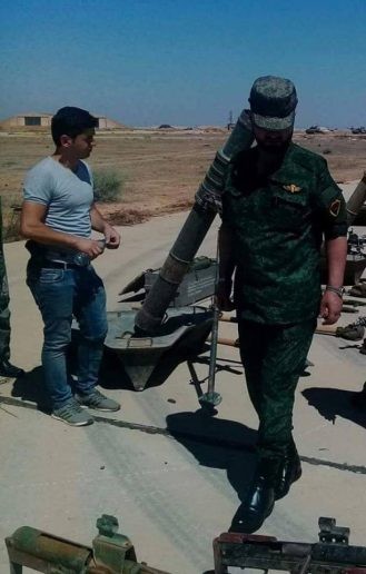 Tướng “Hổ Syria” thanh sát vũ khí chiếm giữ của quân thánh chiến ảnh 5