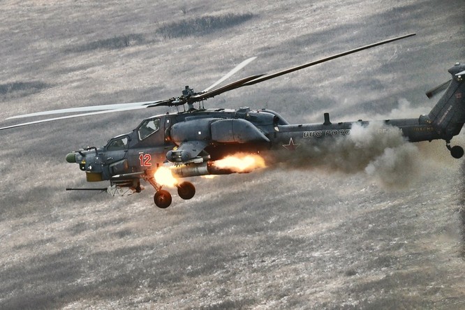 Phi công "thợ săn đêm" Mi-28 Nga nói về chảo lửa Syria, chiến thuật “đi săn tự do” ảnh 5