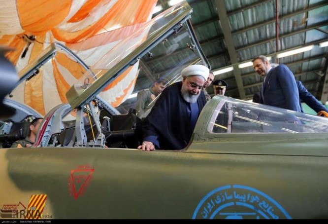 Ngạc nhiên Iran trình làng máy bay tiêm kích sản xuất trong nước ảnh 2