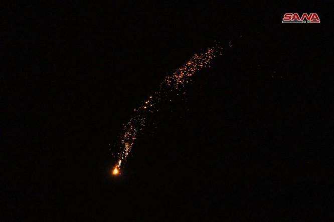 Không quân Israel bất ngờ tập kích Damascus, nghi vấn 1 máy bay Israel bị hạ ảnh 2