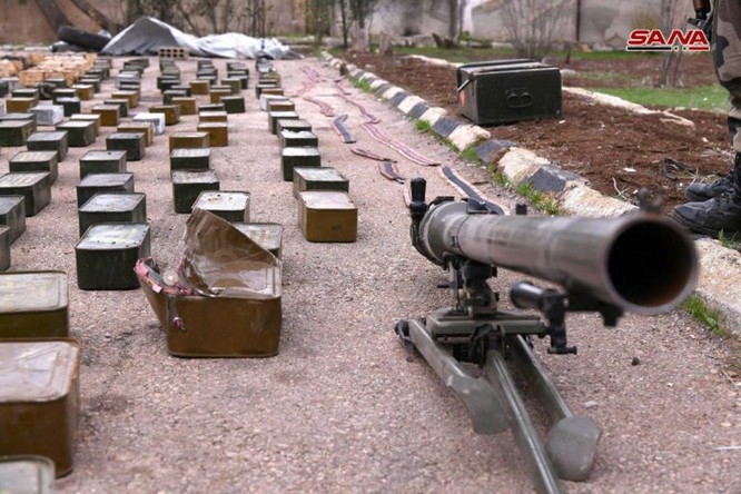 Quân đội Syria phát hiện hàng chục đầu đạn tên lửa S-75 và S-125 của “quân nổi dậy” ở Daraa ảnh 2