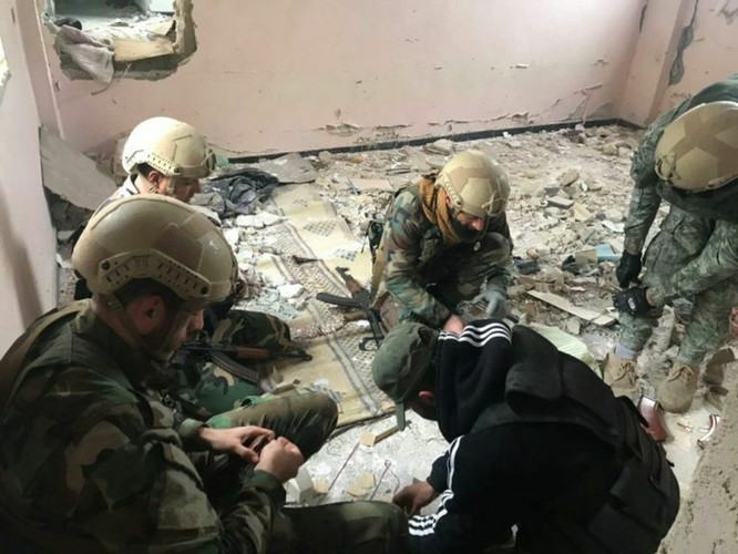 Lính đánh thuê Nga tiếp tục huấn luyện quân địa phương Syria ảnh 3