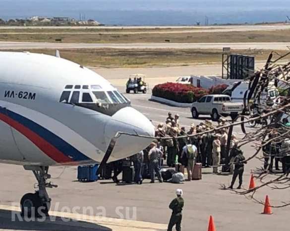 Quân nhân Nga tới Caracas, phòng không Venezuela đưa S-300 vào sẵn sàng chiến đấu ảnh 1