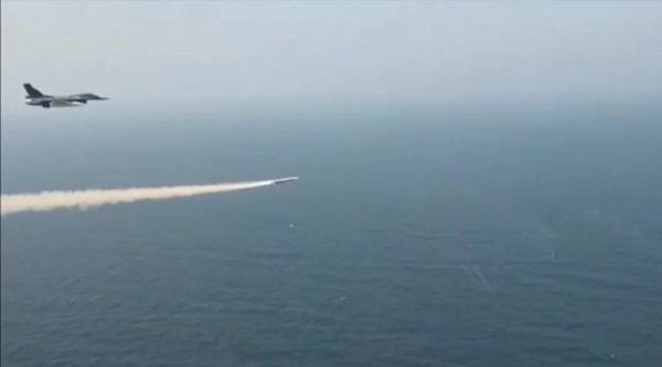 Không quân Nhật tăng tầm bắn tên lửa chống hạm đối phó Trung Quốc ảnh 1
