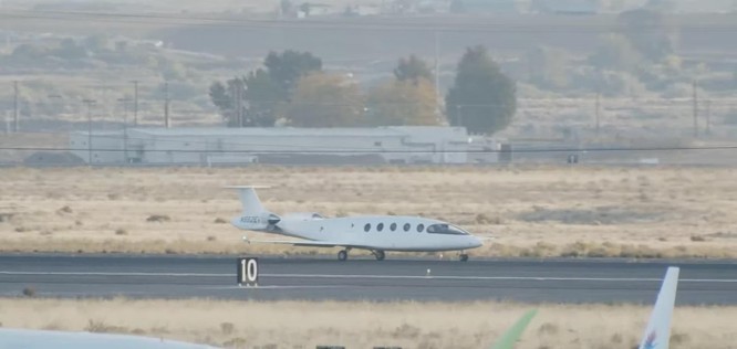 Máy bay chở khách chạy hoàn toàn bằng điện của công ty Israel – Mỹ lần đầu tiên cất cánh ảnh 4