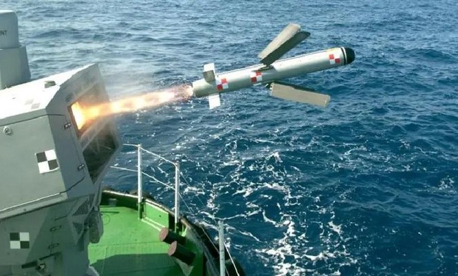 Tập đoàn Rafael cho ra mắt tên lửa Spike phiên bản hải quân ảnh 3