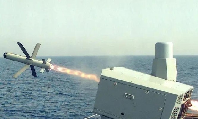 Tập đoàn Rafael cho ra mắt tên lửa Spike phiên bản hải quân ảnh 4